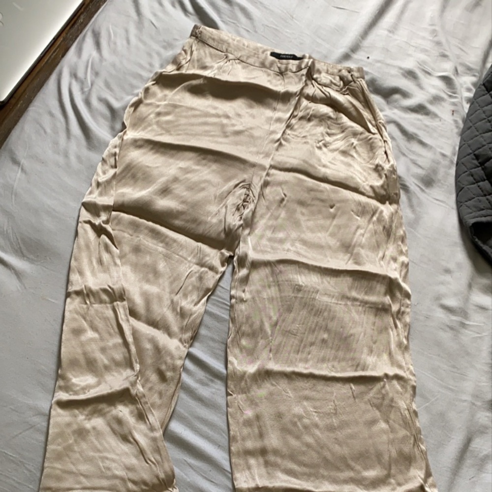 Silk pants - Picture 2 of 3